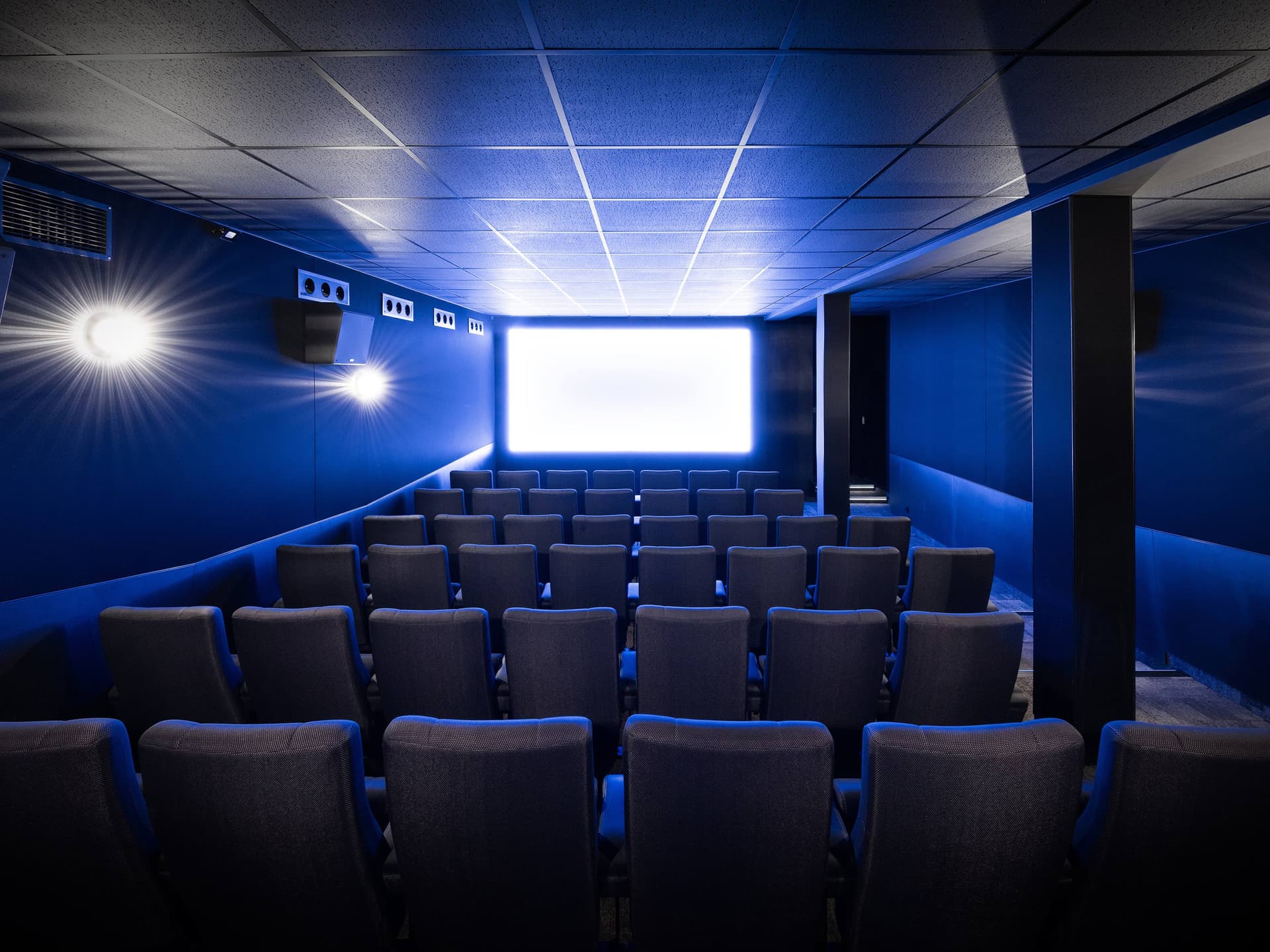 Cinema Preview Image 2 Casino Lichtspiele